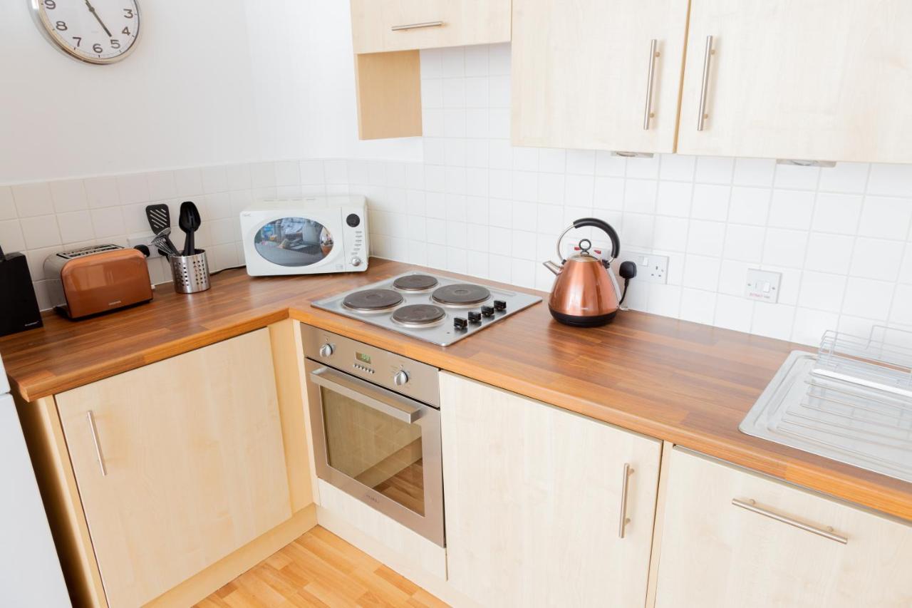 Modern Merchant City Apartment By George Square Glasgow Exterior photo